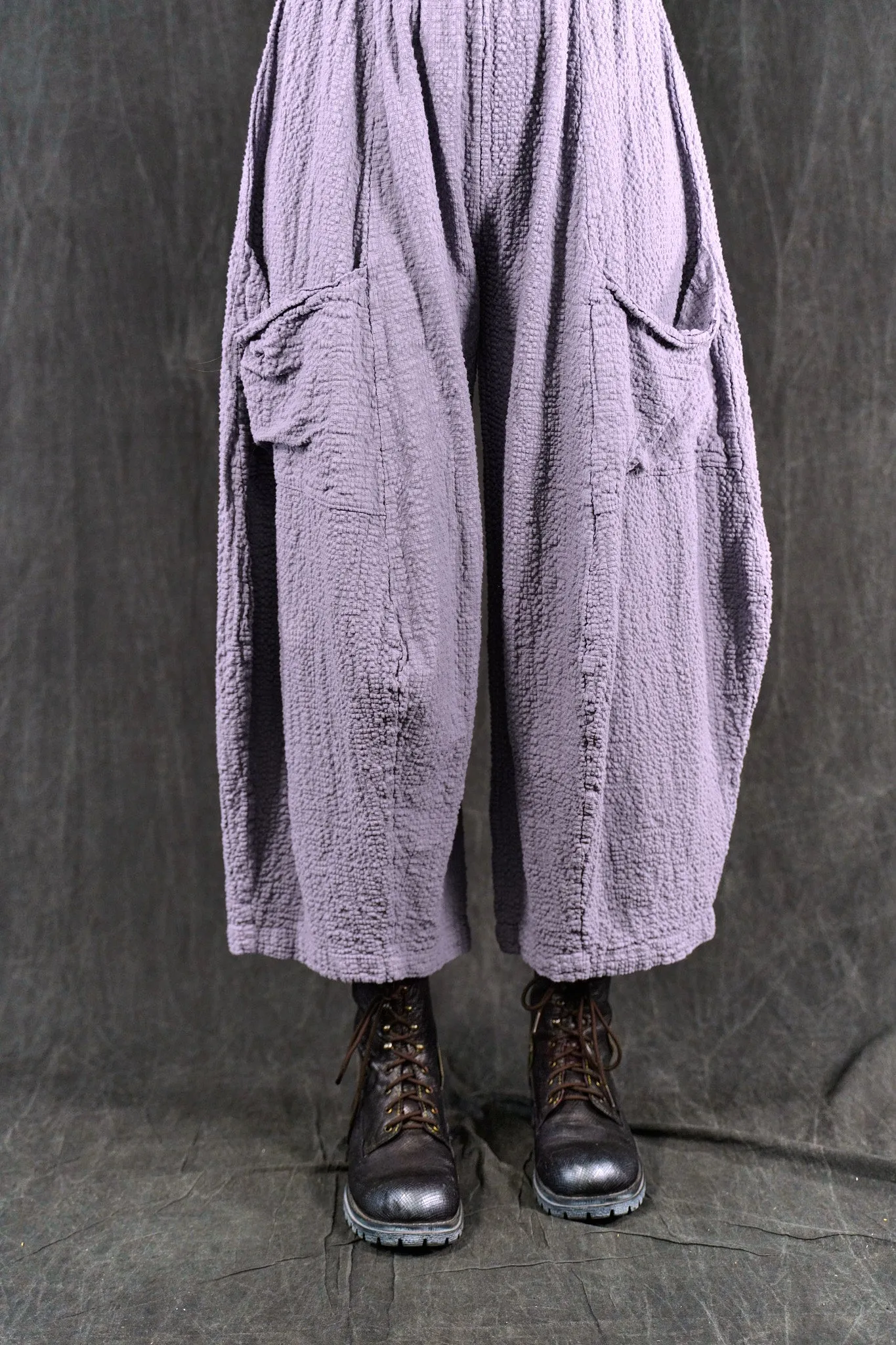 3240 Textured Mojo Pant Amethyst