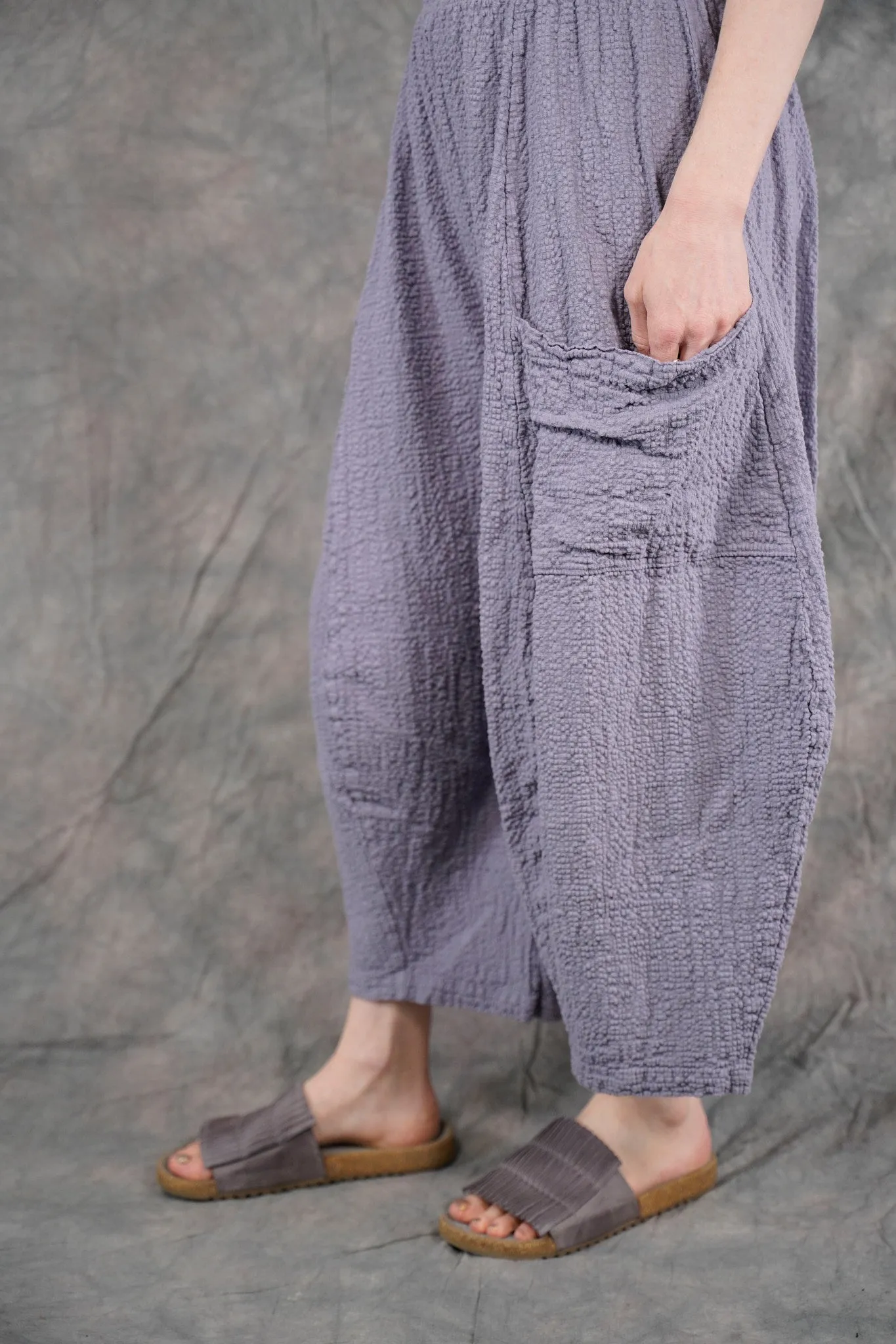 3240 Textured Mojo Pant Amethyst