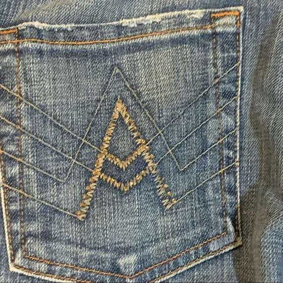 7 for all mankind women’s wide leg jeans. Size 28