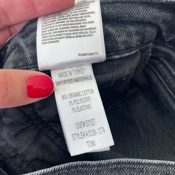 Agolde Mid Rise Toni Cropped Jeans Size 25