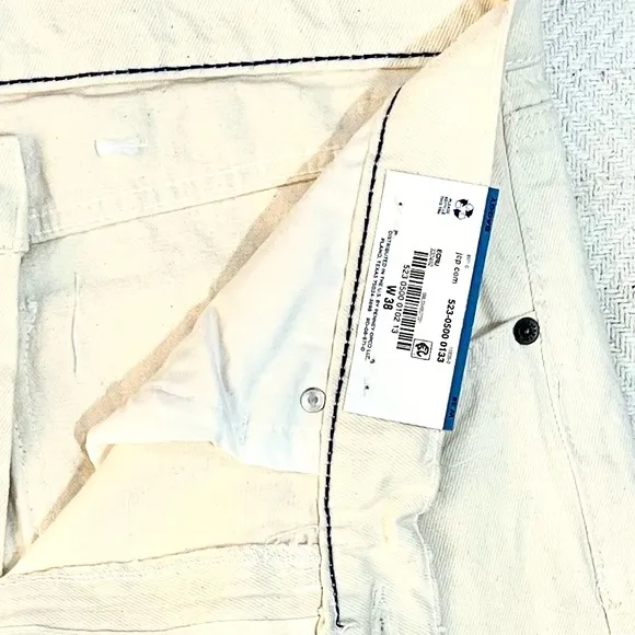 Arizona Flex Baggy Jeans Size 38W Color: Cream