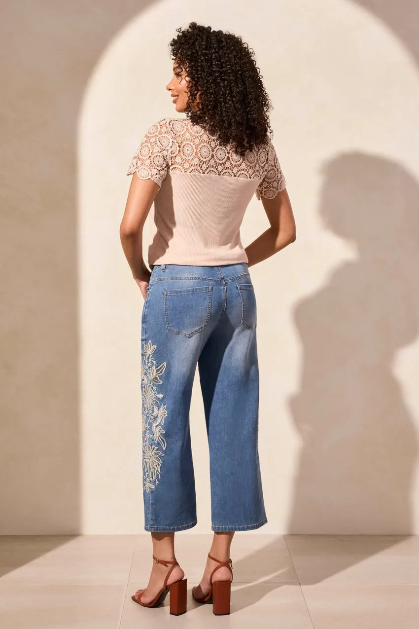Audrey Girlfriend Crop Jean w/ Embellish