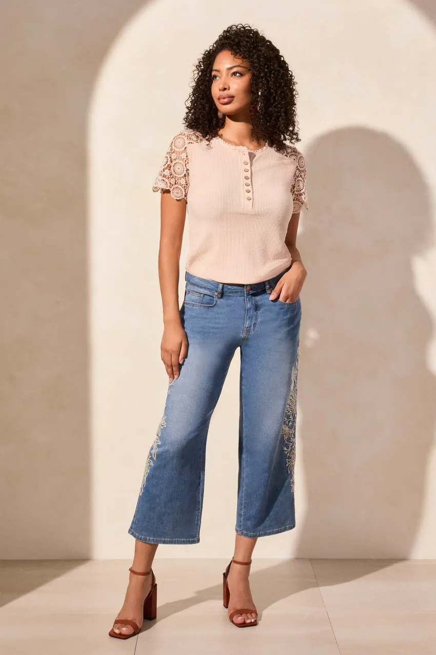 Audrey Girlfriend Crop Jean w/ Embellish