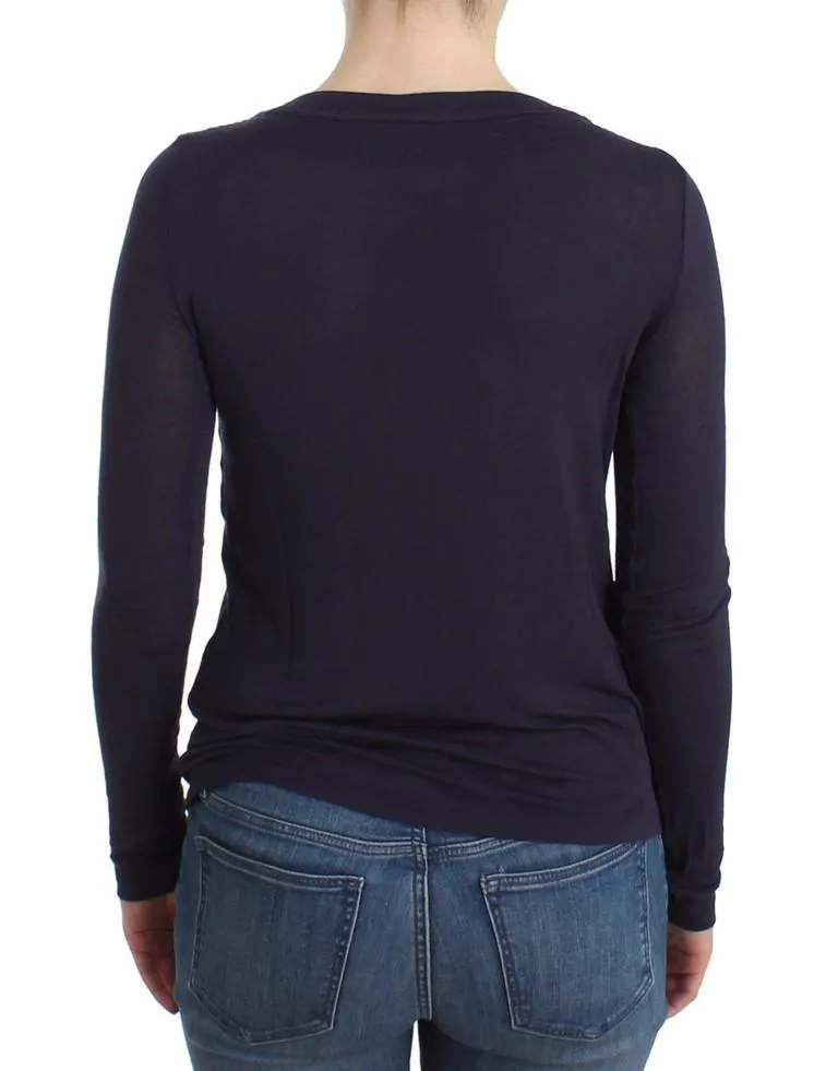 Blue longsleeved top