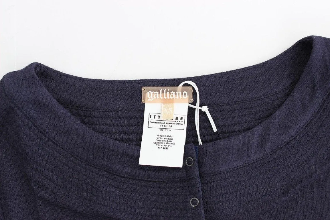 Blue longsleeved top