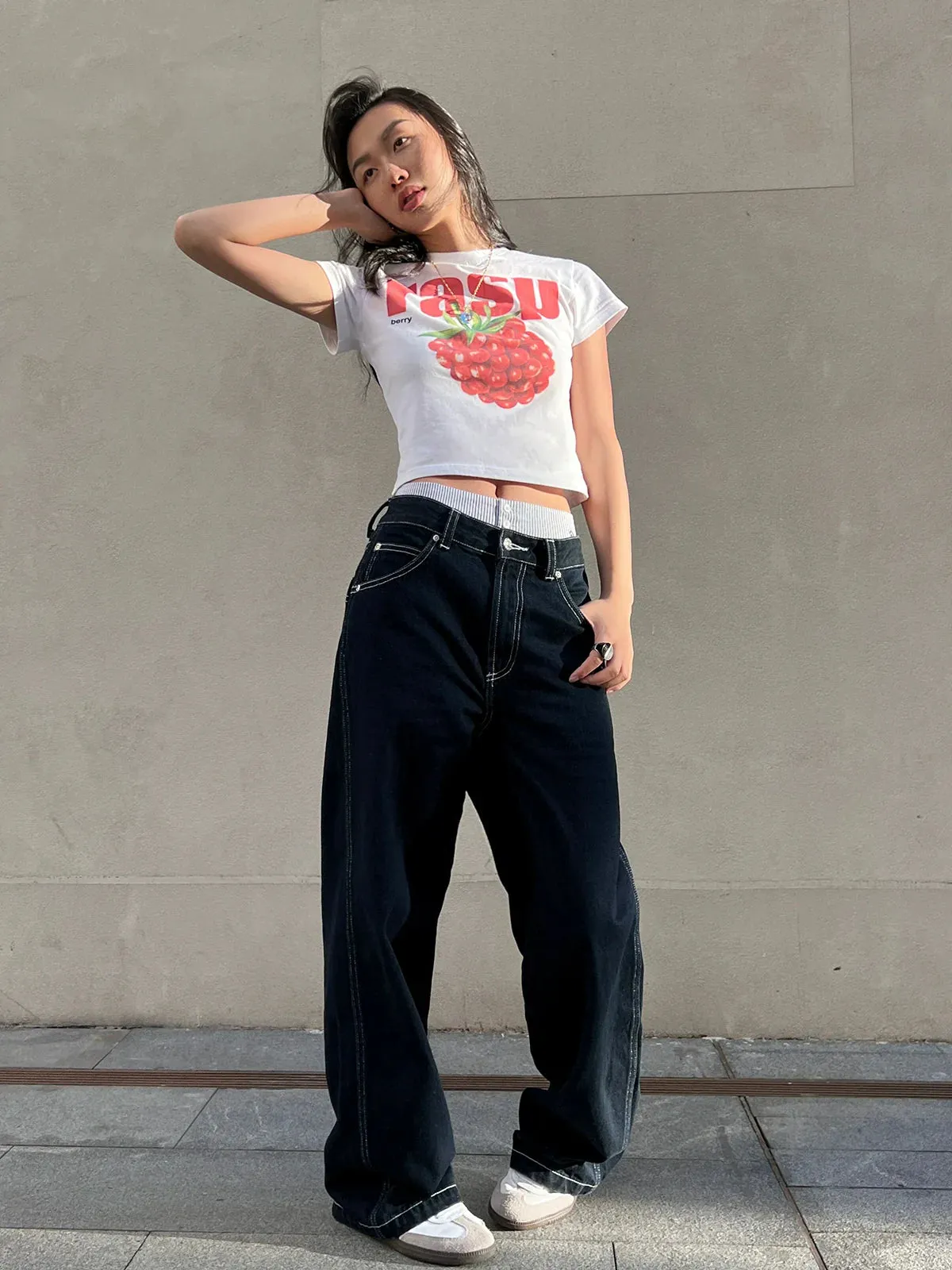 Chilling Wide-Leg Jeans