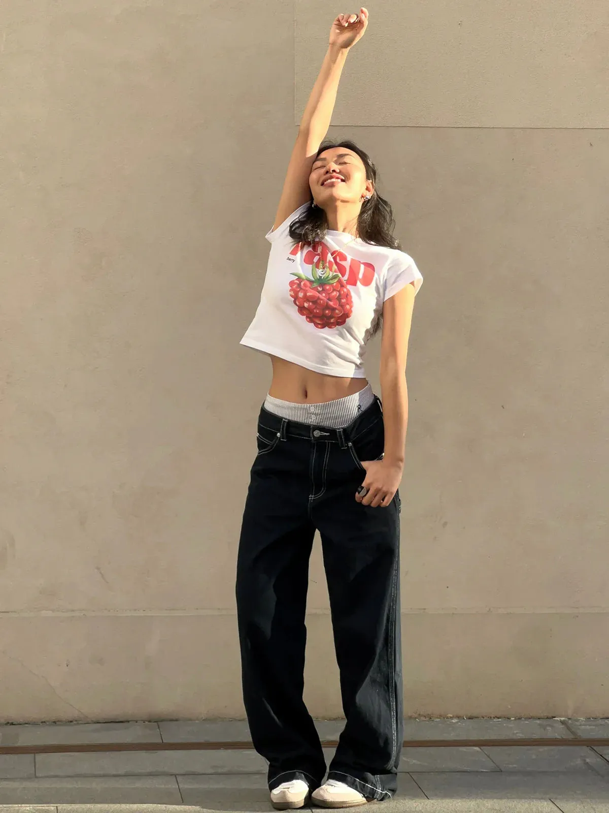 Chilling Wide-Leg Jeans