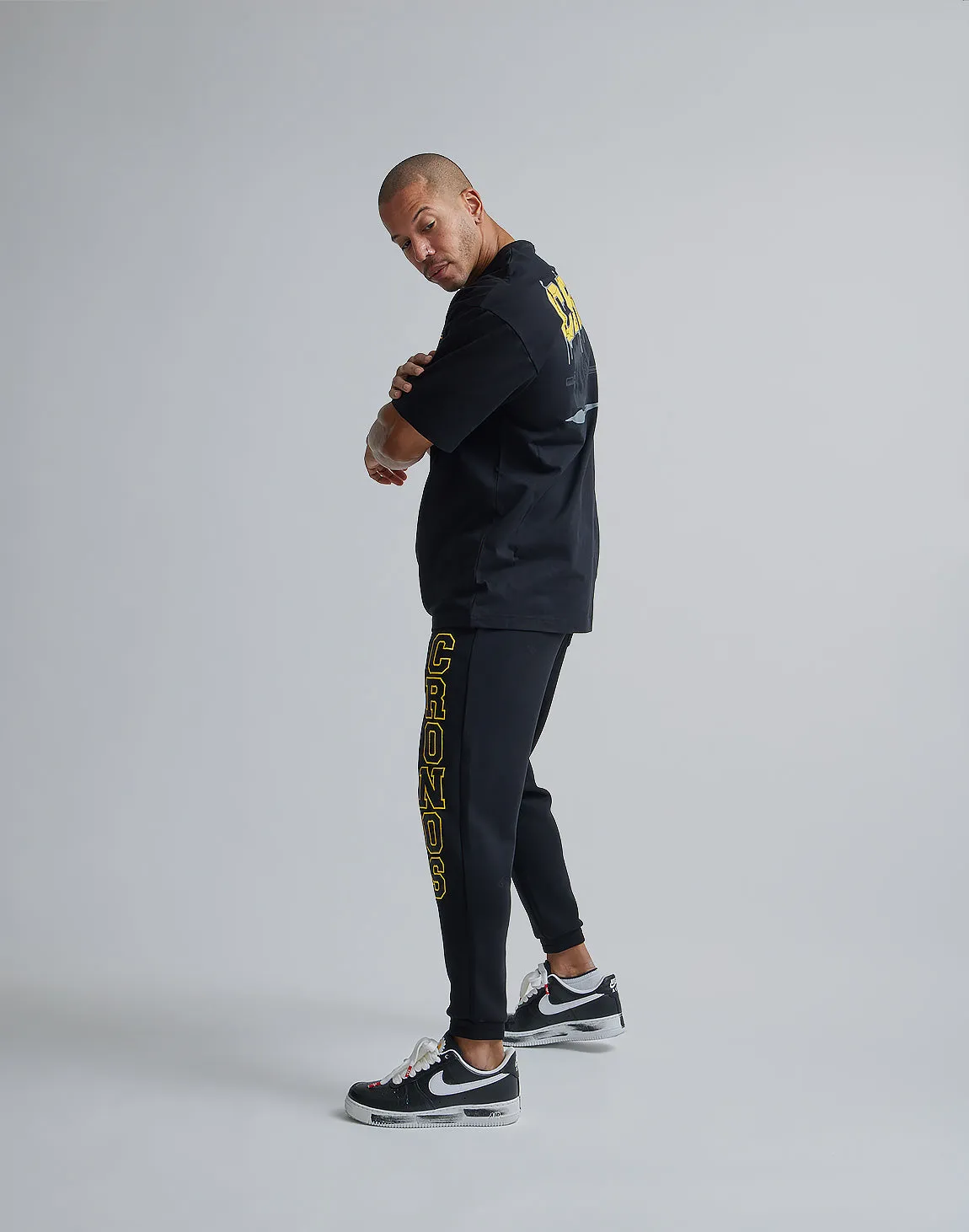 CRONOS BARBELL LOGO OVERSIZE T-SHIRTS【BLACK×YELLOW】