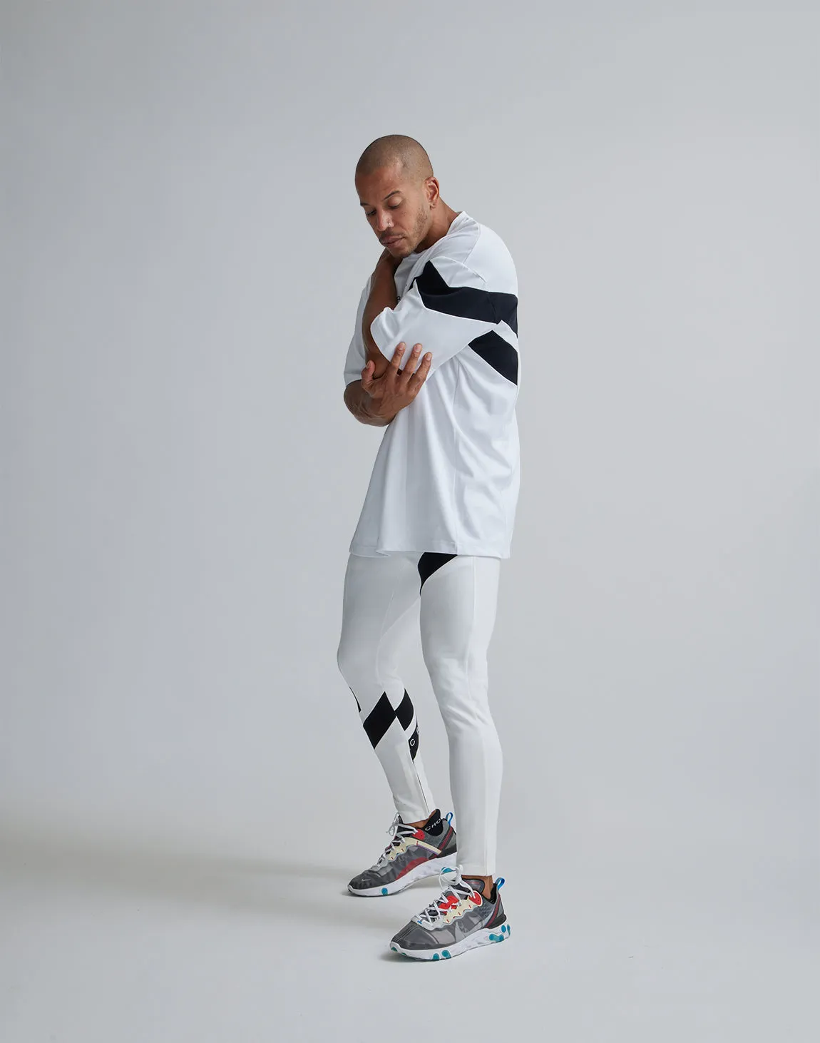 CRONOS GEOMETRIC LOGO OVERSAIZE T-SHIRTS【WHITE】