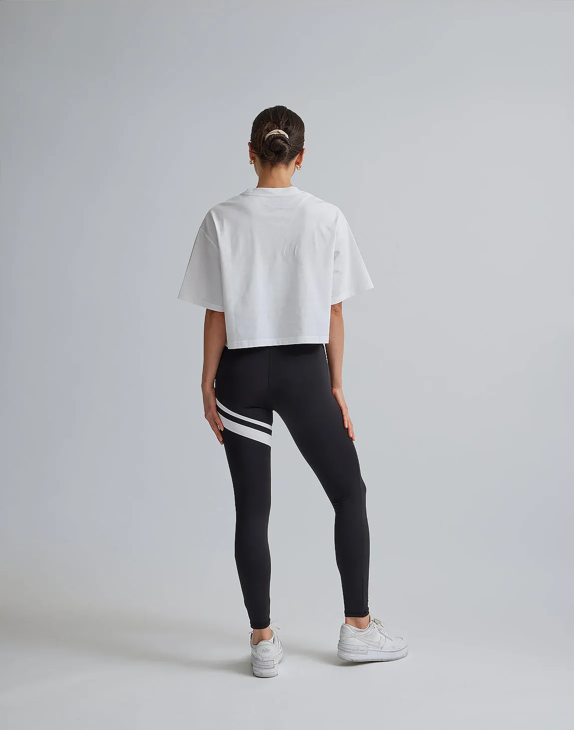 CRONOS WOMEN LOGO SHORT T-SHIRTS【WHITE】