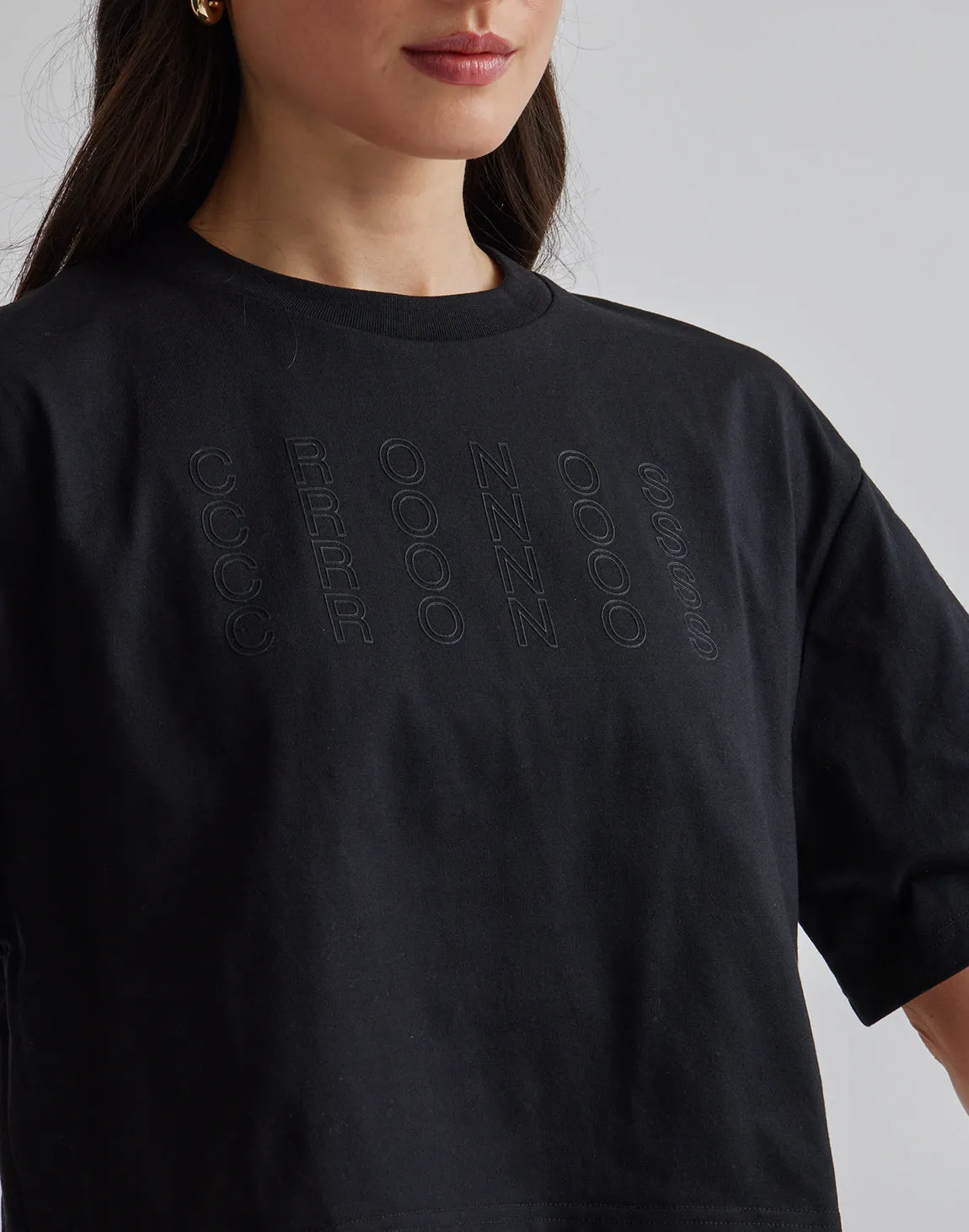 CRONOS WOMEN LOGO SHORT T-SHIRTS【WHITE】