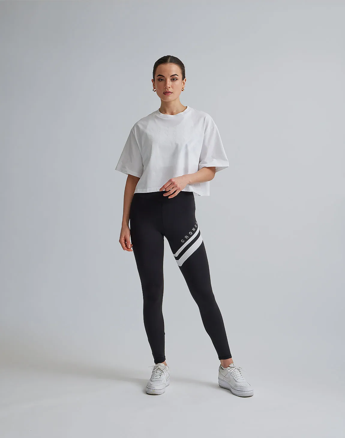 CRONOS WOMEN LOGO SHORT T-SHIRTS【WHITE】