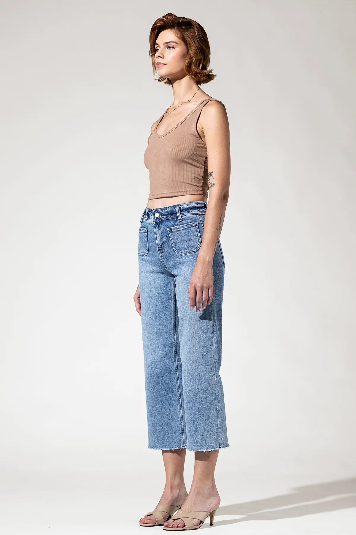 Cropped Wide Leg with Front Pocket
