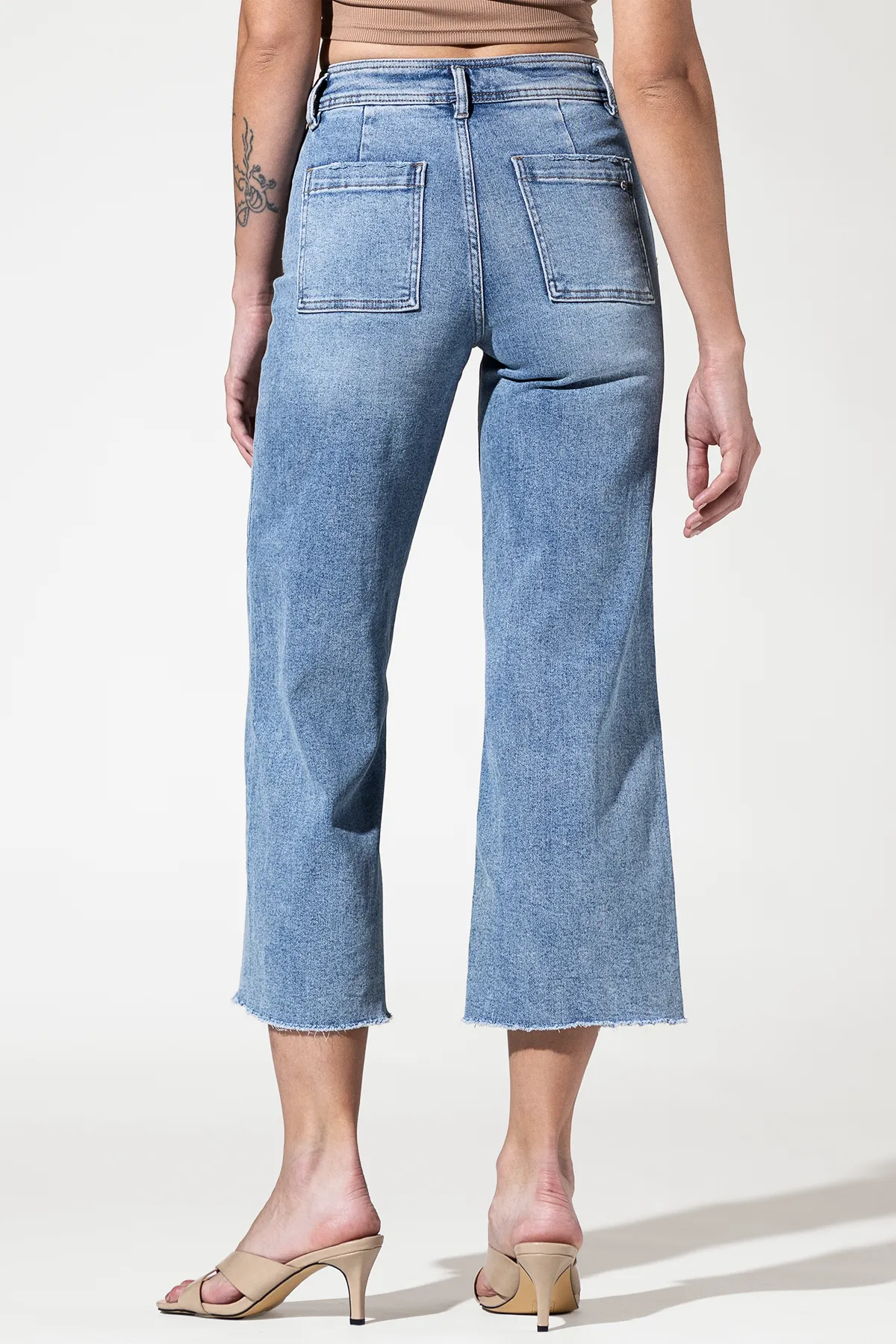 Cropped Wide Leg with Front Pocket