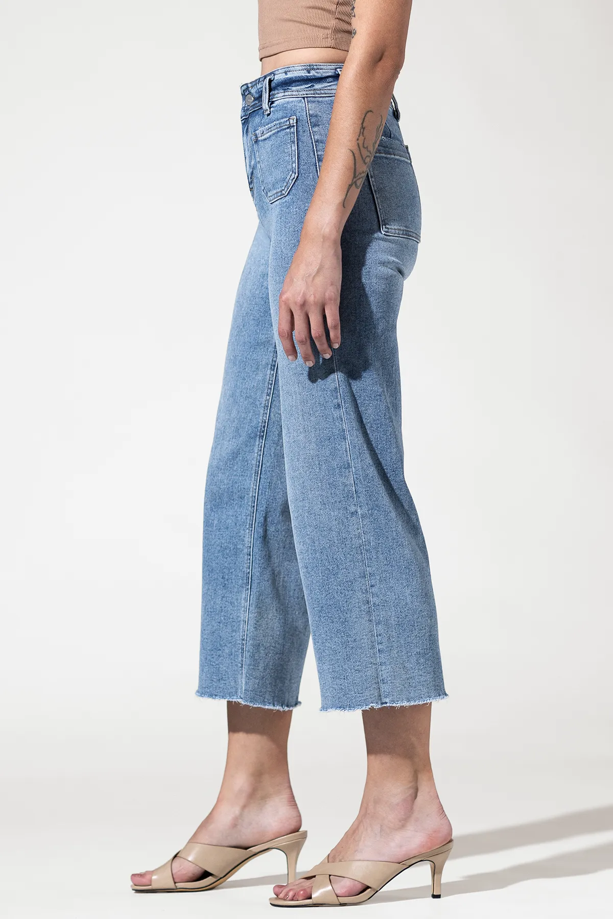 Cropped Wide Leg with Front Pocket