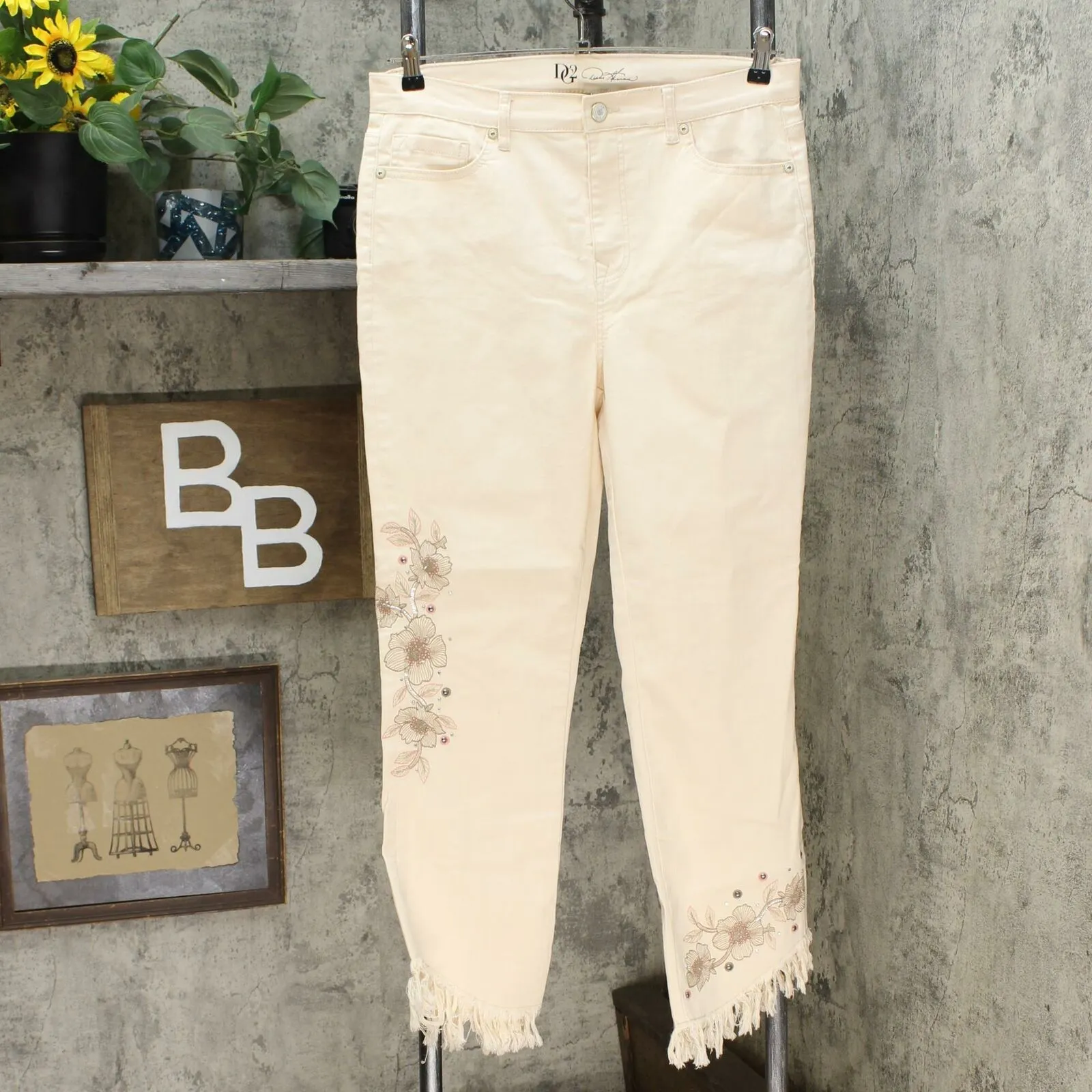 DG2 by Diane Gilman Embellished Fringe Hem Cropped Jeans Cream 12 Tall