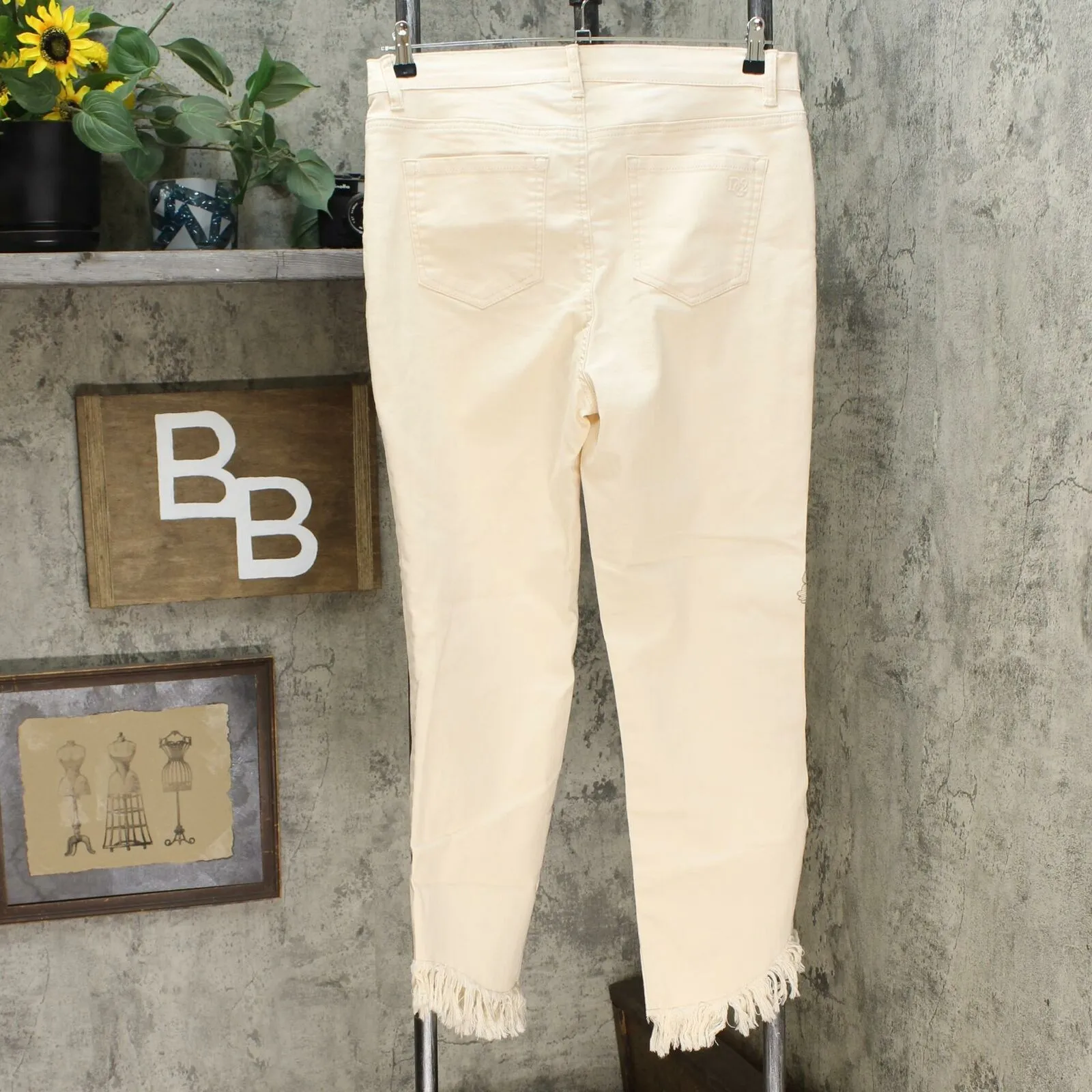 DG2 by Diane Gilman Embellished Fringe Hem Cropped Jeans Cream 12 Tall