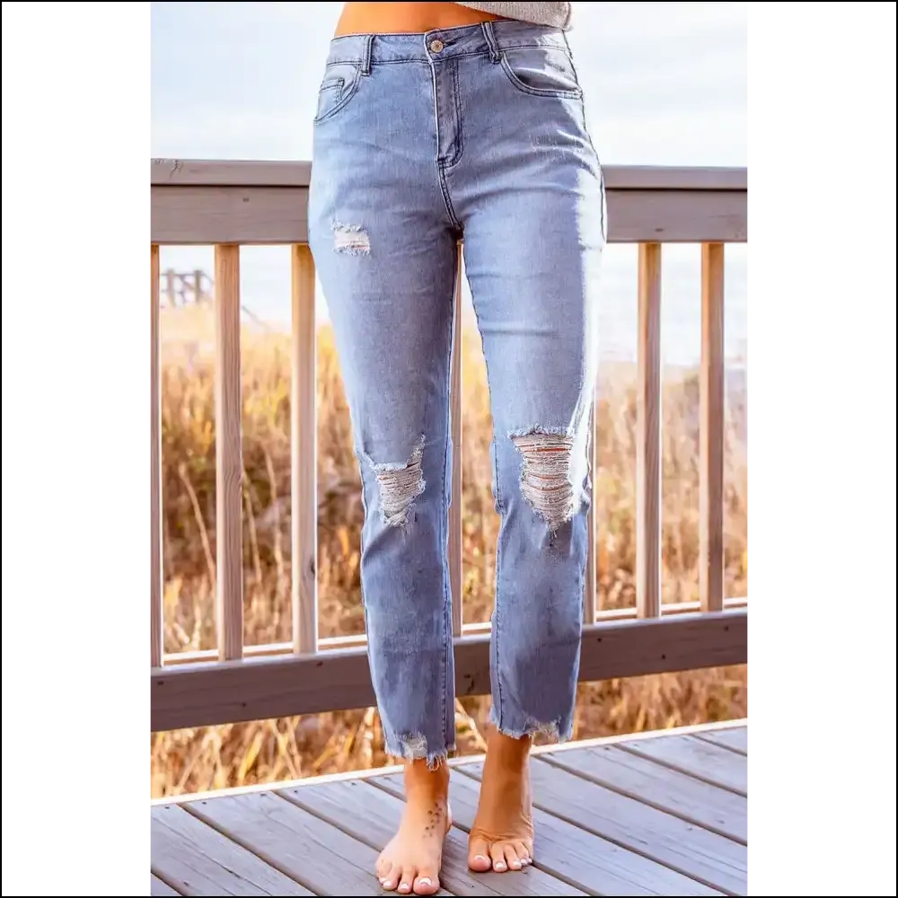 Distressed Cropped Jeans: for when Life Gets a Little Ripped! 😜👖