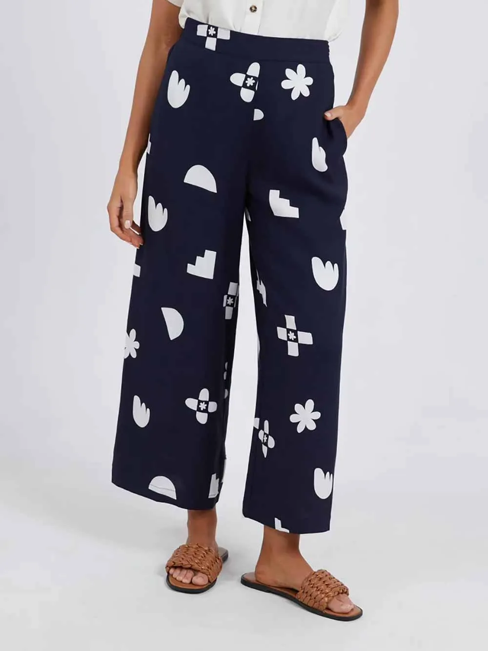 Ellipse Wide Leg Pant