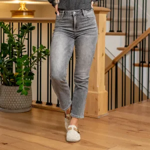 Esme High Rise Cropped Straight Leg Regular & Plus Sizes
