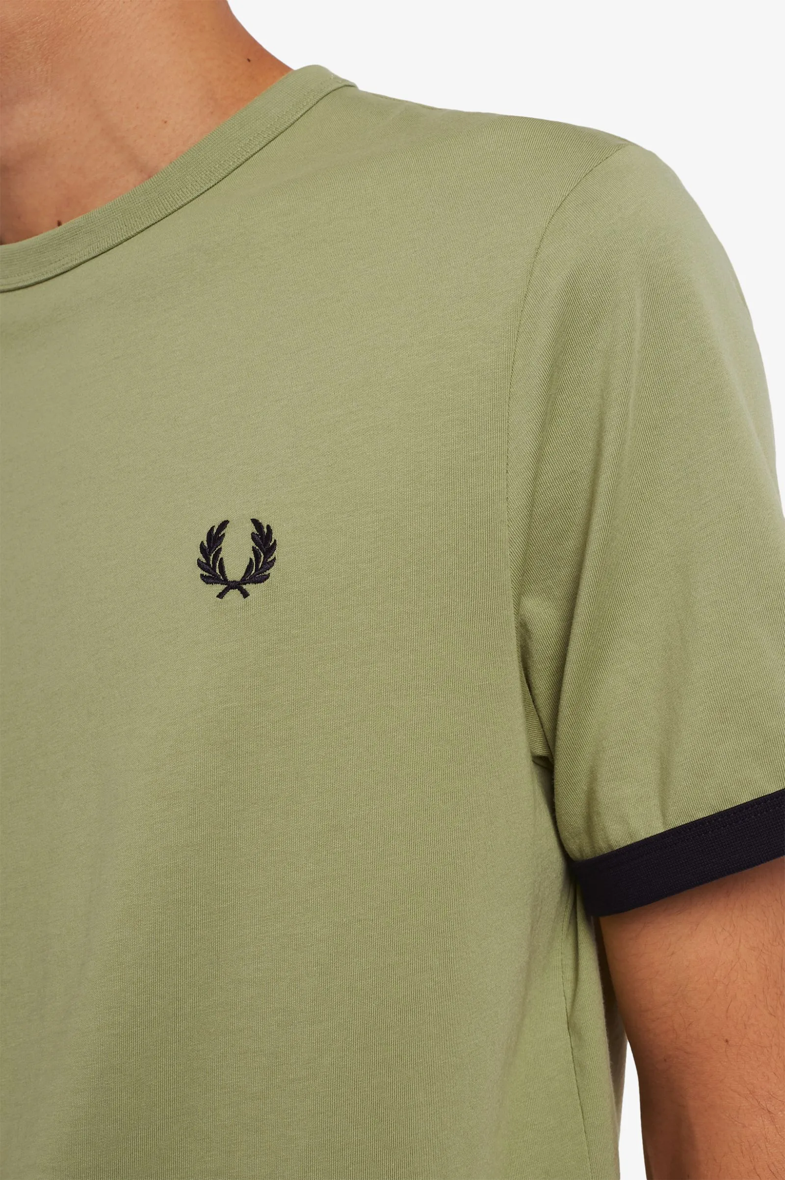 Fred Perry M3519 Ringer T-Shirt P05 Sage Green