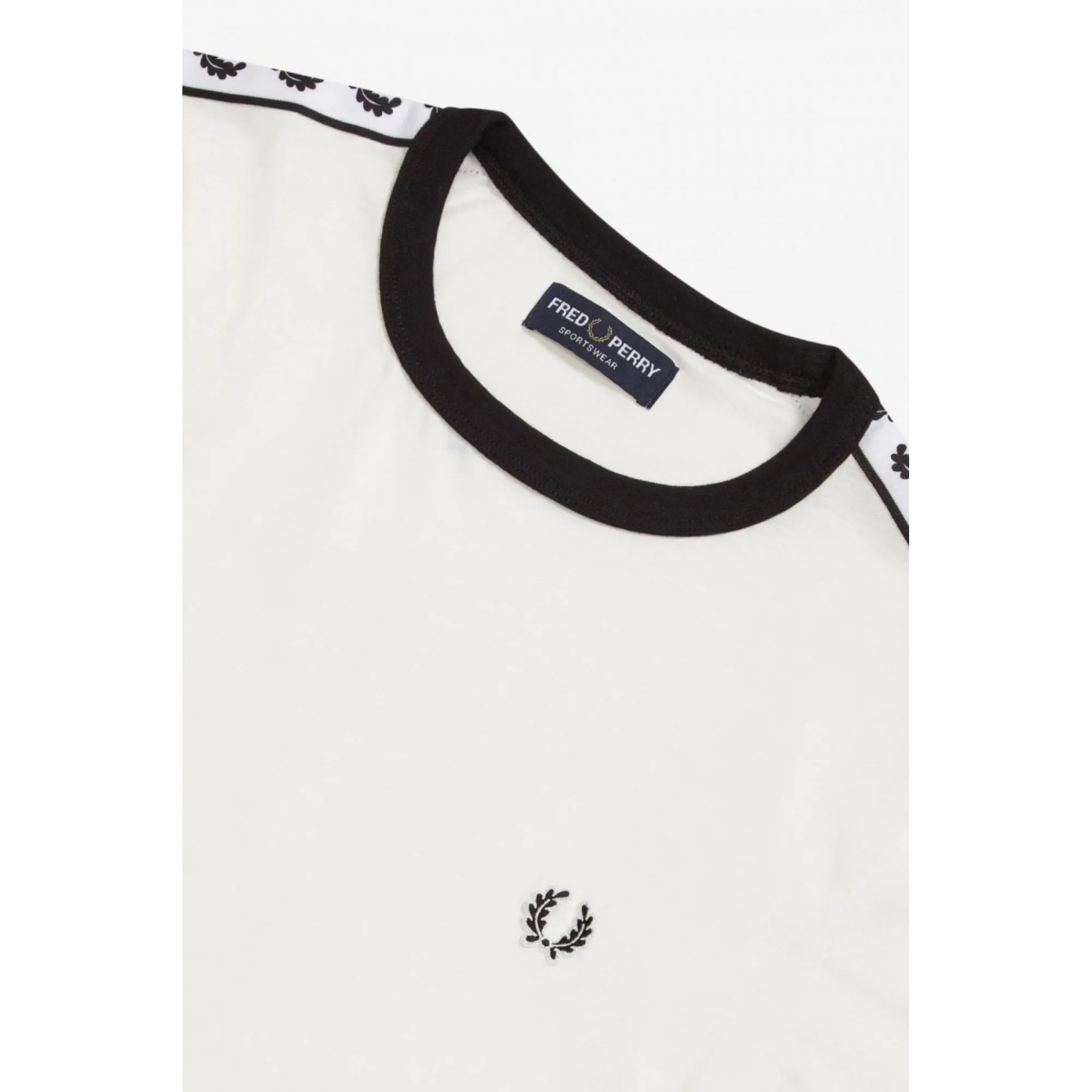 Fred Perry M6347 Taped Ringer T-Shirt Snow White
