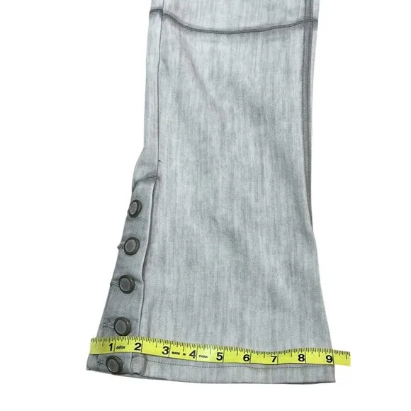 Free People Jeans Women Size 28 Gray Denim Flare Leg Zipper Pockets