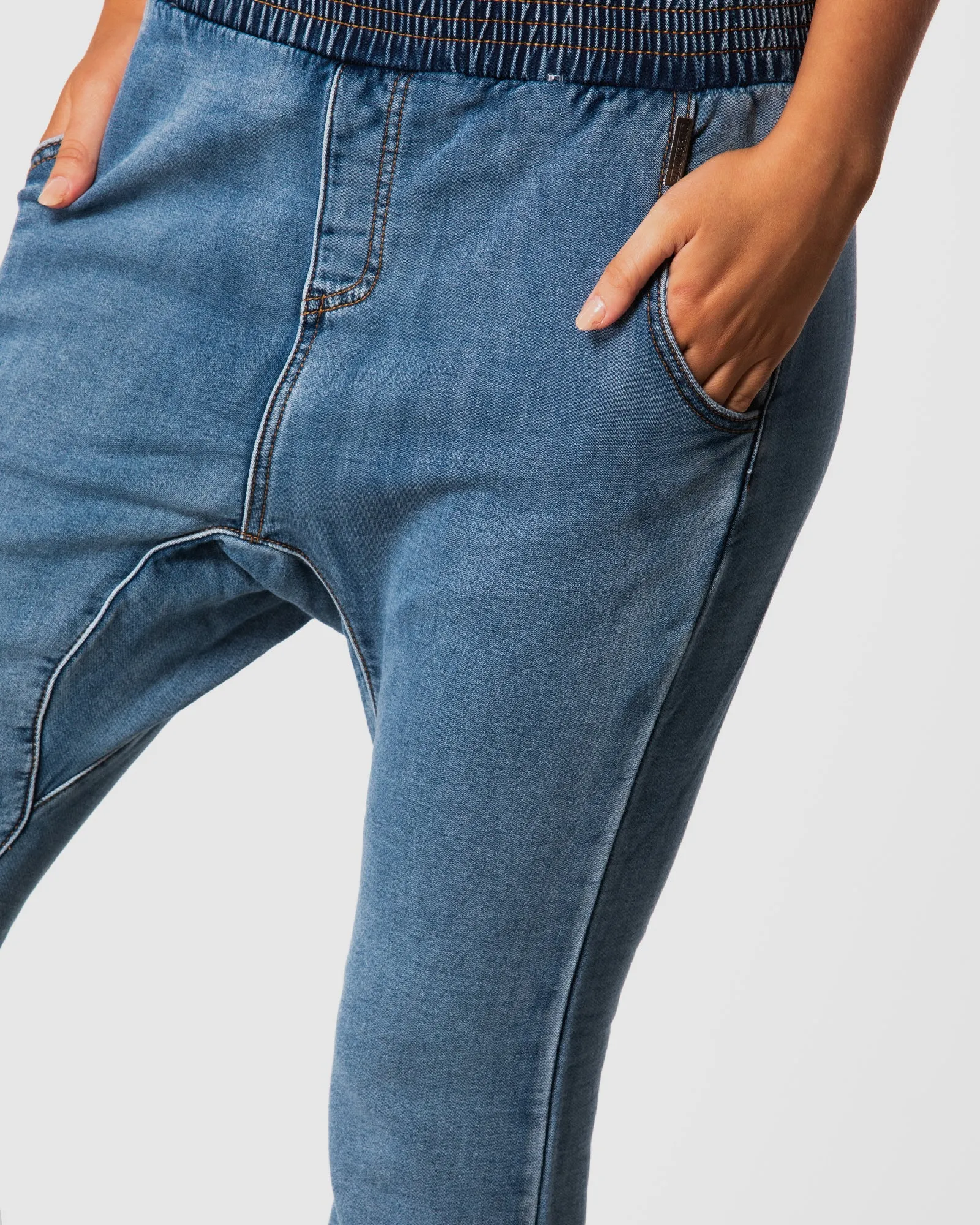 Heidi Blue Cropped Jeans