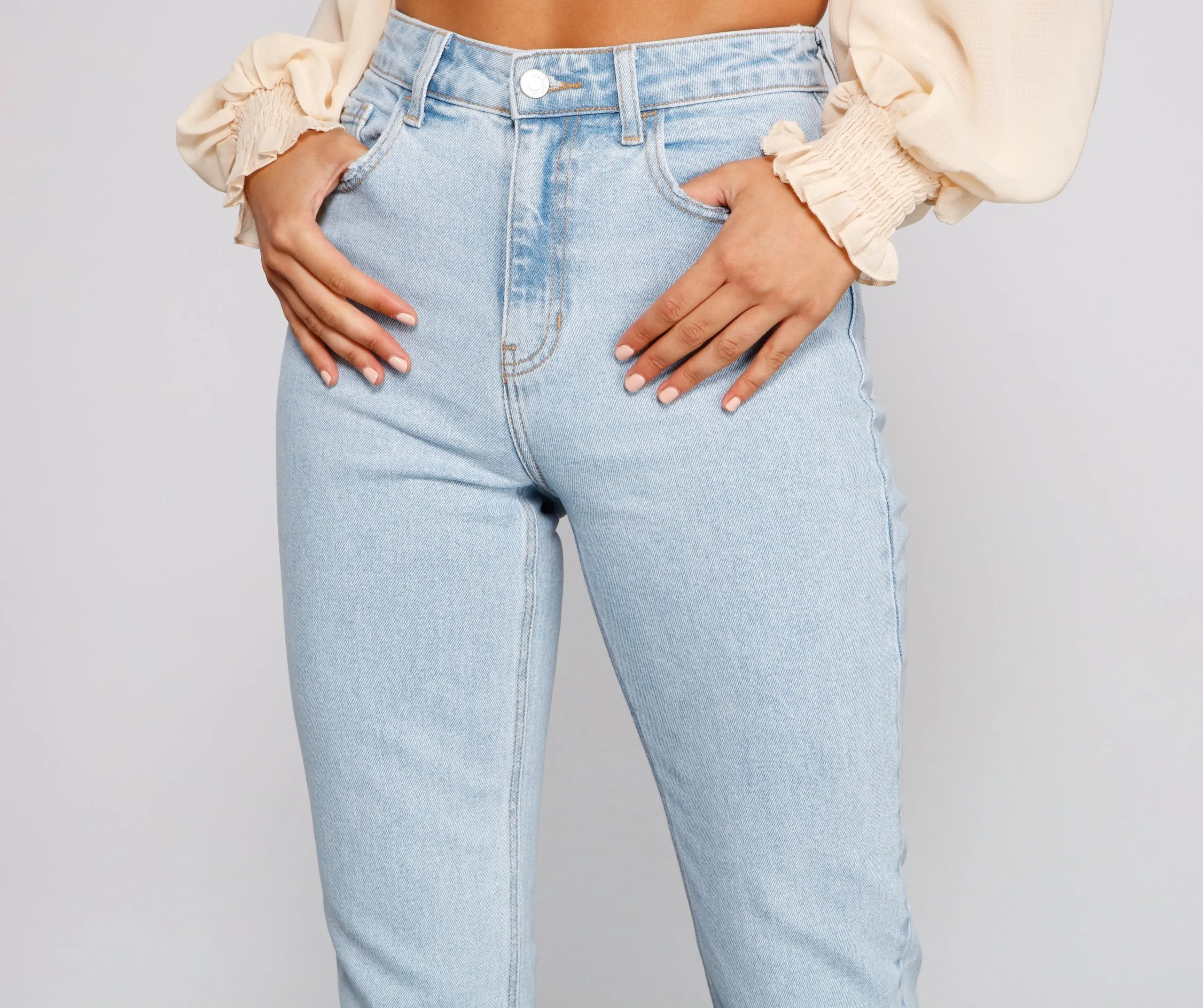 High Rise Chic Cropped Jeans