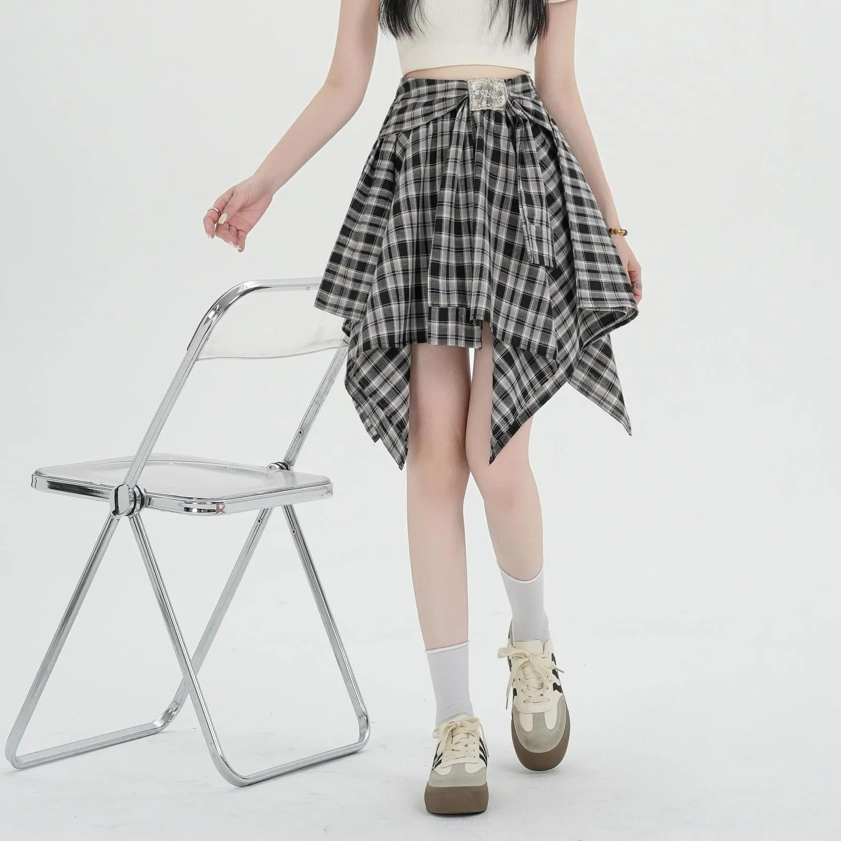 High-Waisted A-line Skirt in Trendy Checkered Design