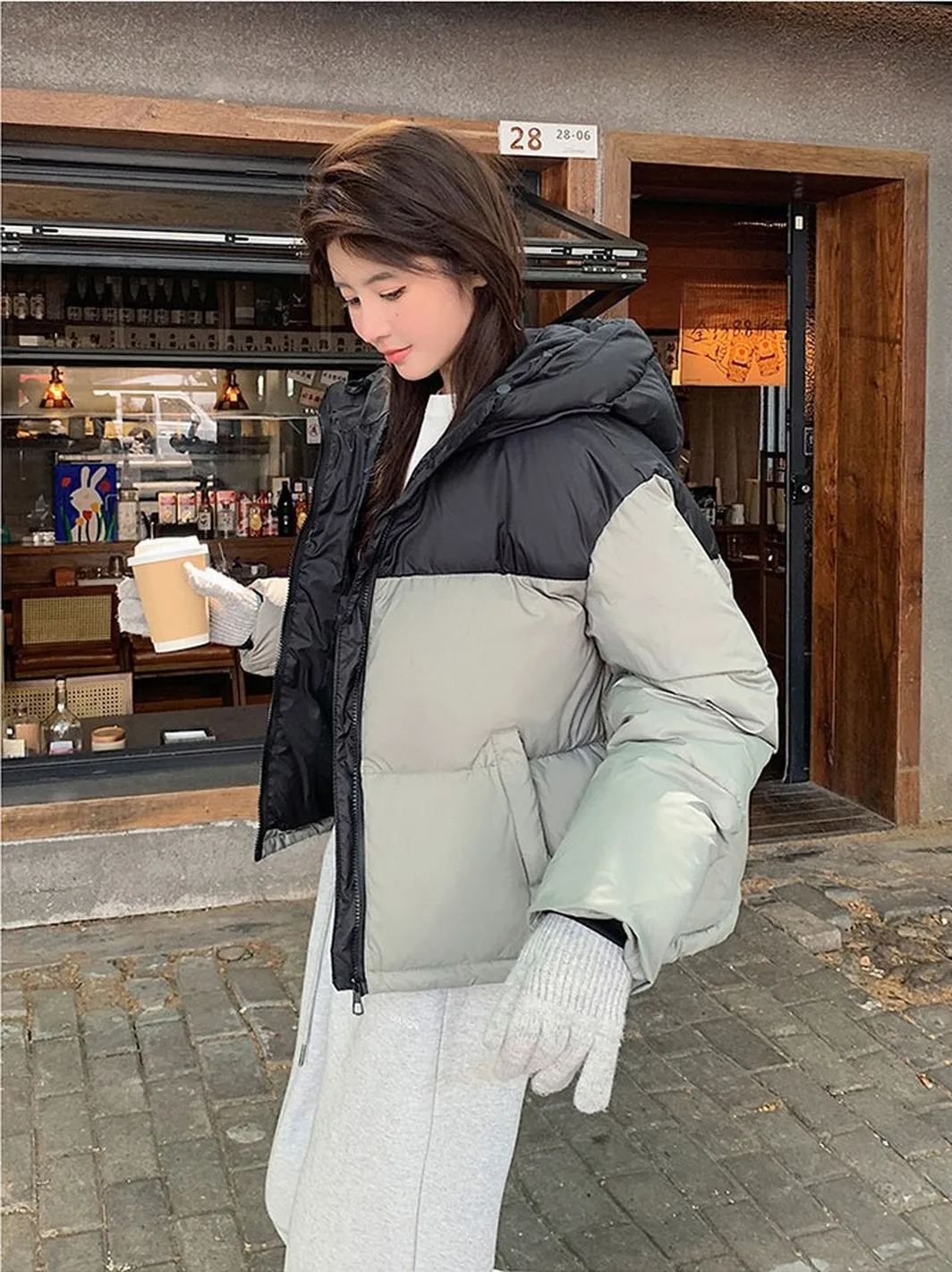 Hooded Water-resistant Puffer Jacket with Patchwork for Women