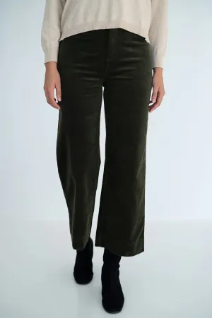 Humidity Fleetwood Cord Pant in Moss