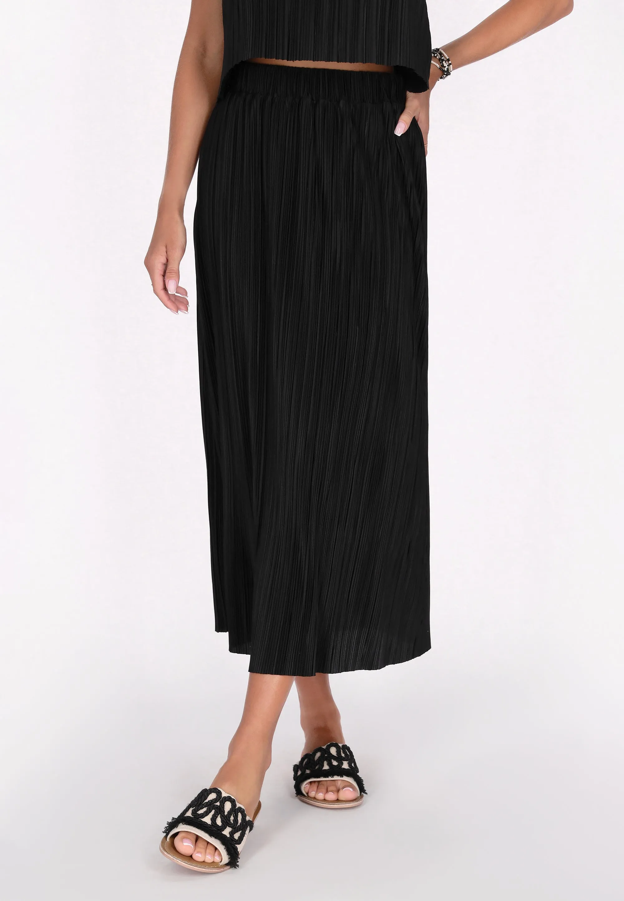 IZIA Women's Skirt