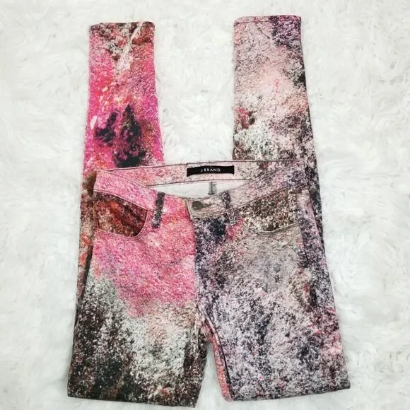 J Brand Super Skinny Jeans in Supernova Size 24