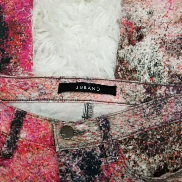 J Brand Super Skinny Jeans in Supernova Size 24