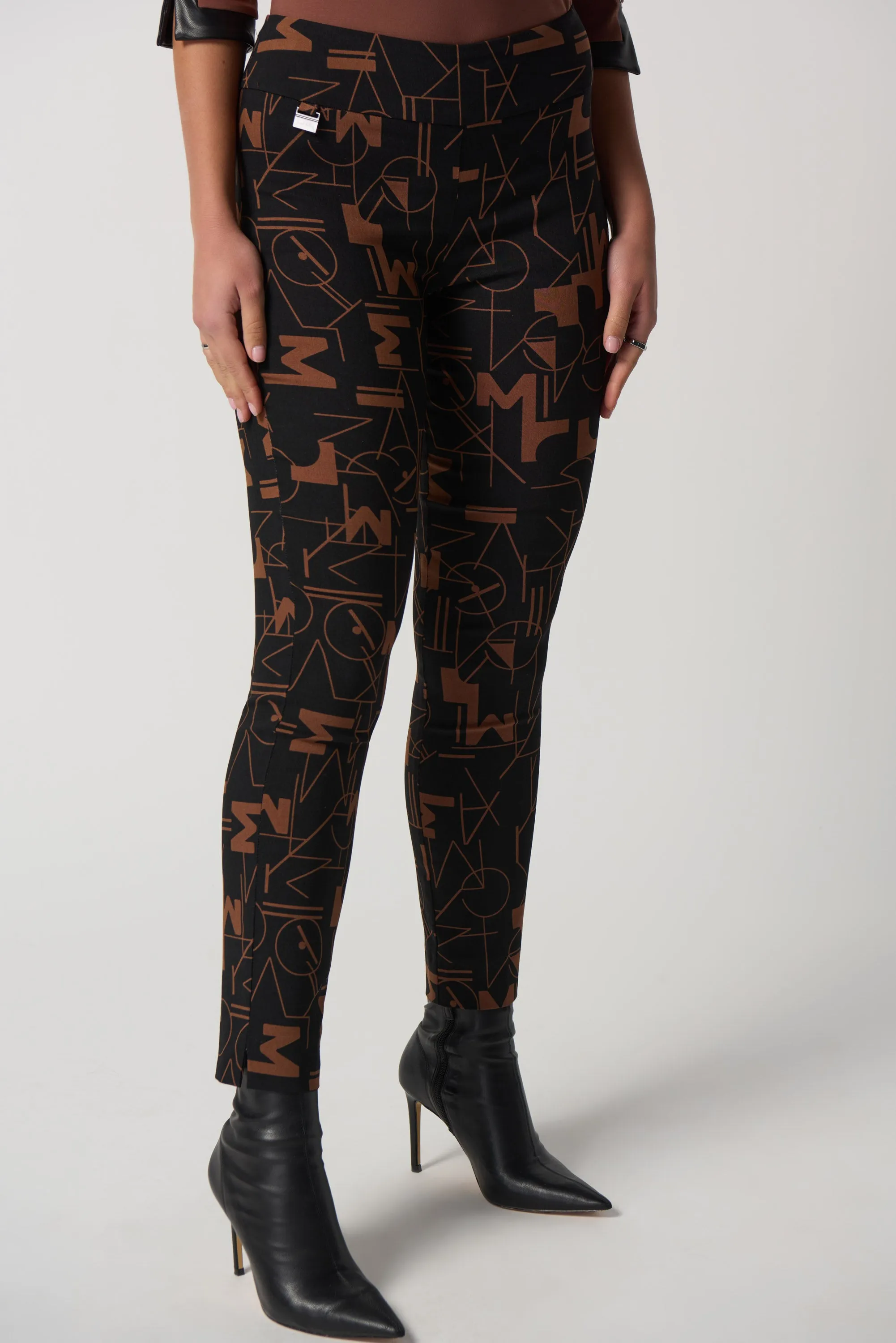 Joseph Ribkoff Word Print Slim-Fit Pants Jr233279