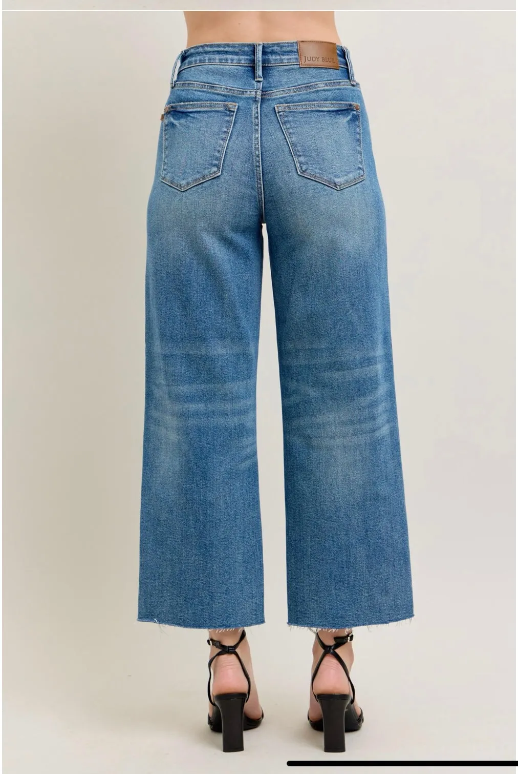 Judy Blue Destroyed Hem Cropped Jean