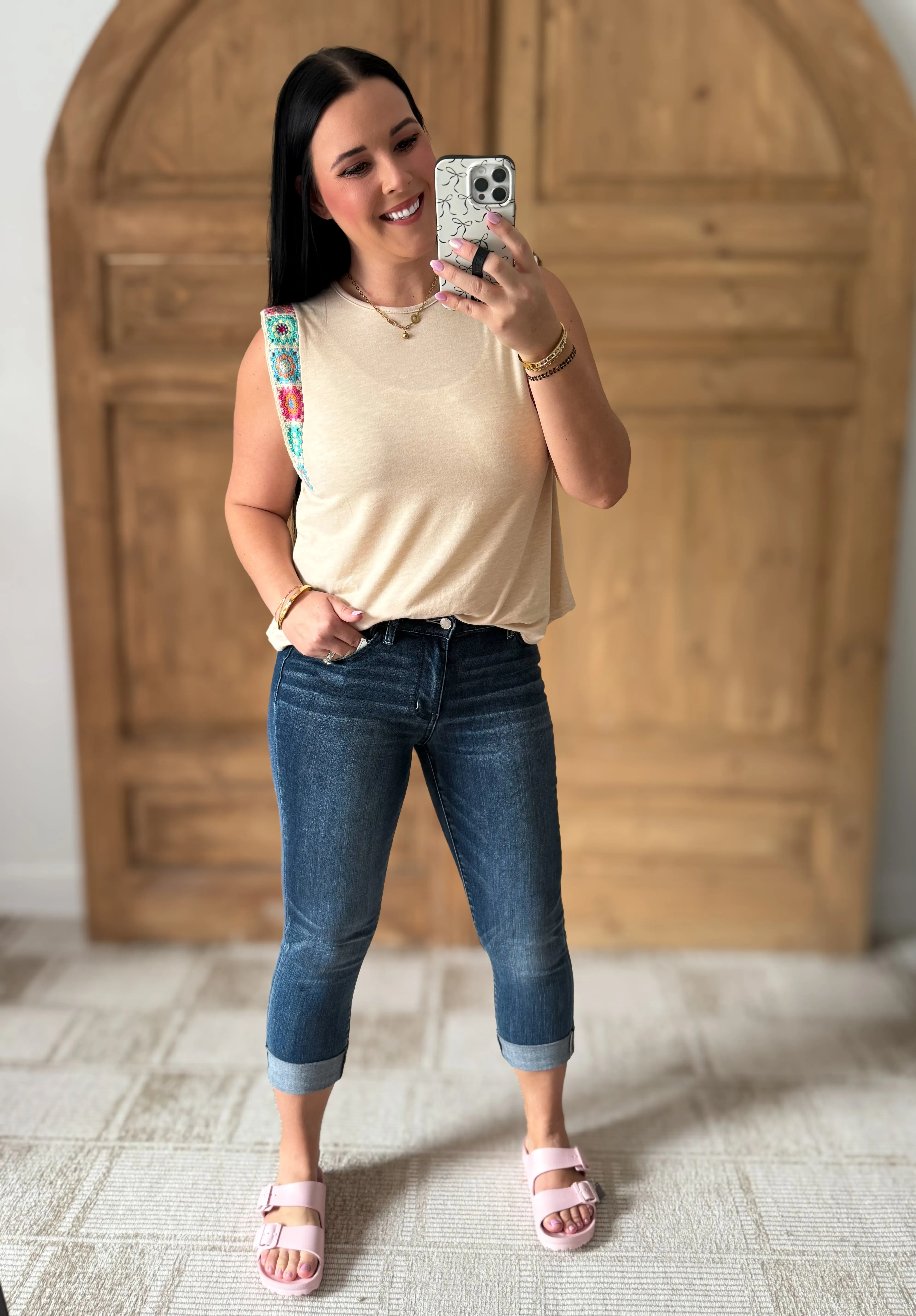 JUDY BLUE JESSIE MID RISE CUFFED CAPRI