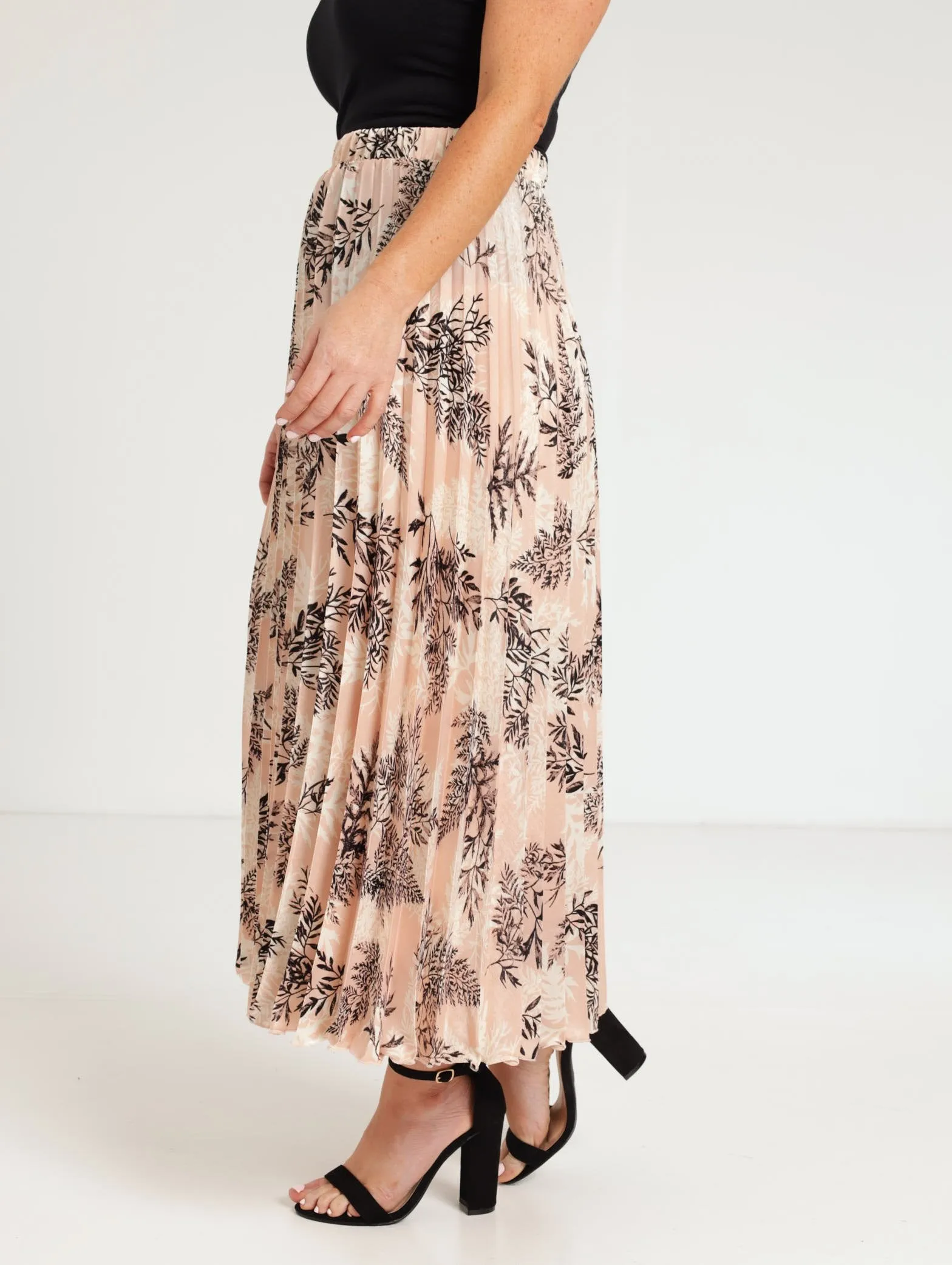 Ladies Satin Pleated Skirt - Blush