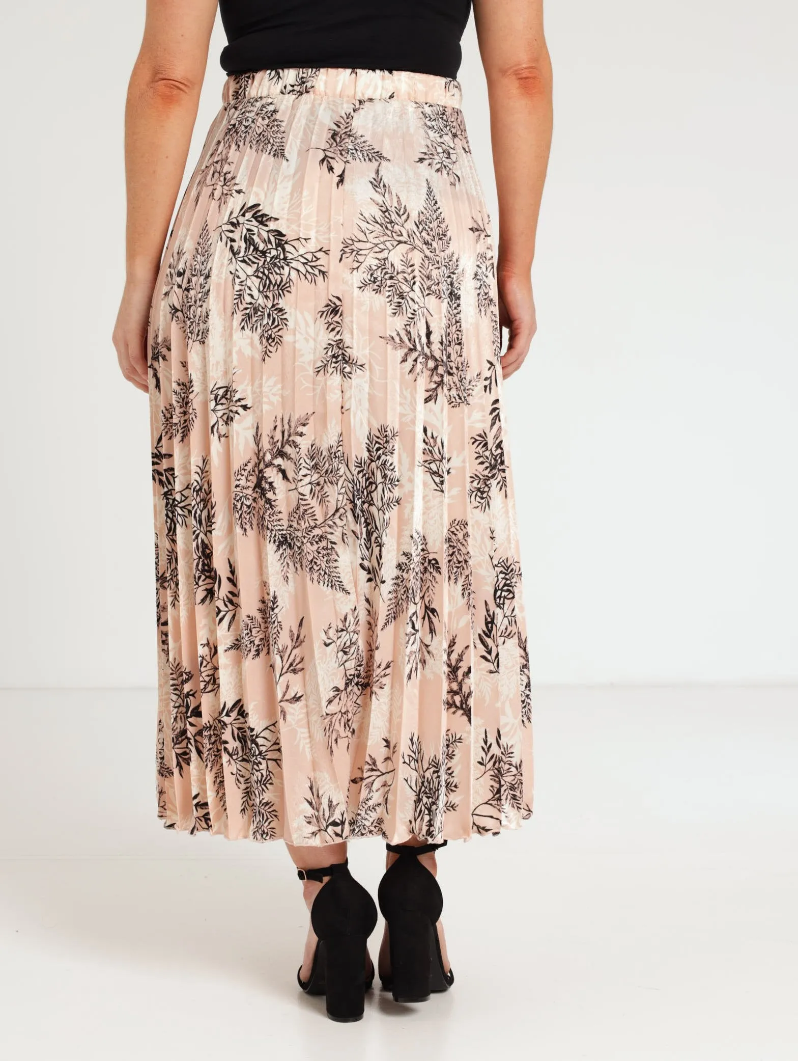 Ladies Satin Pleated Skirt - Blush