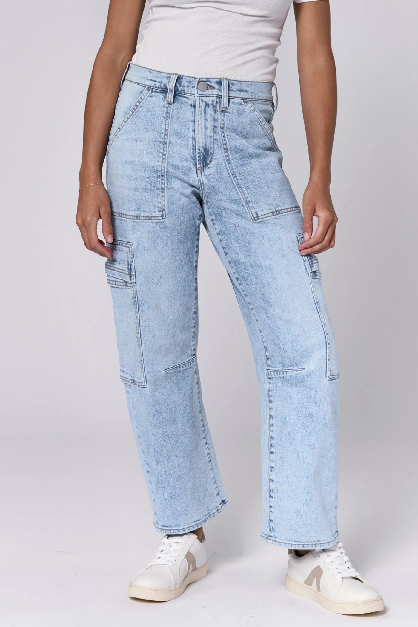 Lasso Cropped Barrel