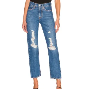 Levi’s Premium Wedgie Straight Leg Jeans High Rise Oxnard Drive Wash 34964-0145
