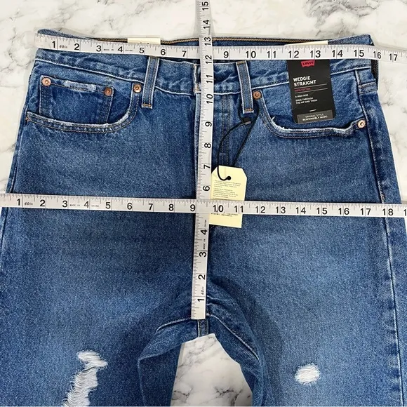 Levi’s Premium Wedgie Straight Leg Jeans High Rise Oxnard Drive Wash 34964-0145