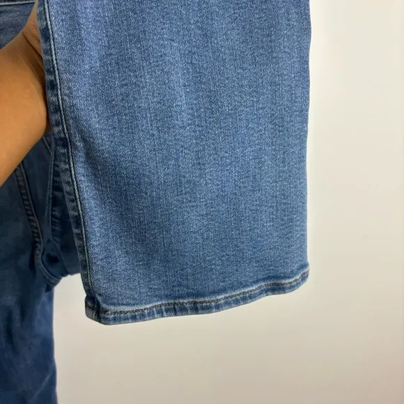 Madewell Cali Demi-Boot Jeans in Dorrance Wash: TENCEL™ Denim Edition Size 27