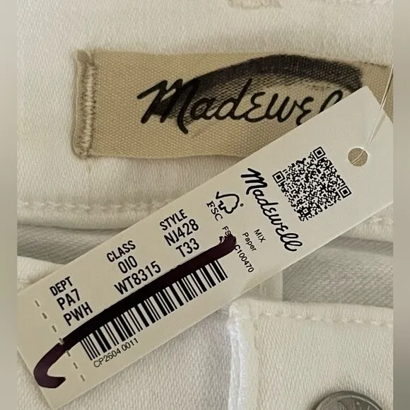 Madewell NWT Tall Kick Out Crop Jeans 33T Mid Rise Ankle Length in Pure White
