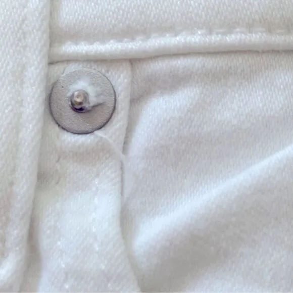 Madewell NWT Tall Mid Rise Kick Out Jeans Size 25T in Pure White