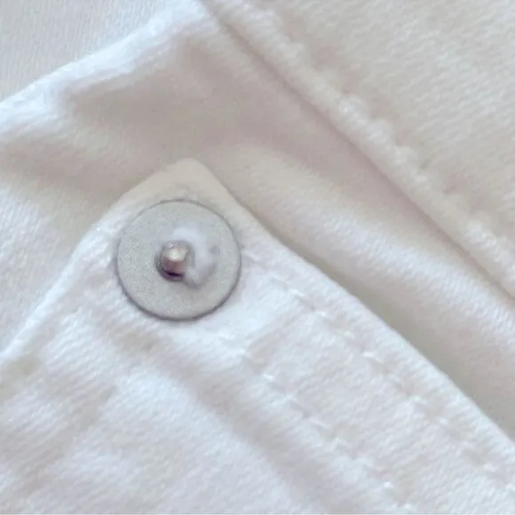 Madewell NWT Tall Mid Rise Kick Out Jeans Size 25T in Pure White
