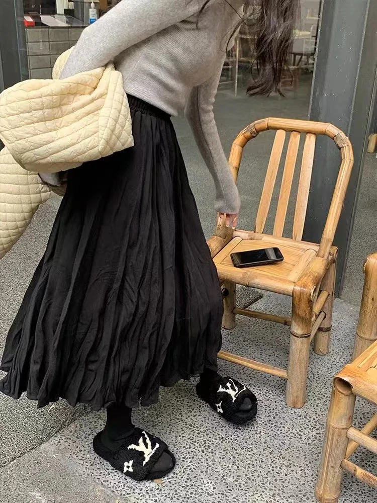 Mid-length pleated skirt