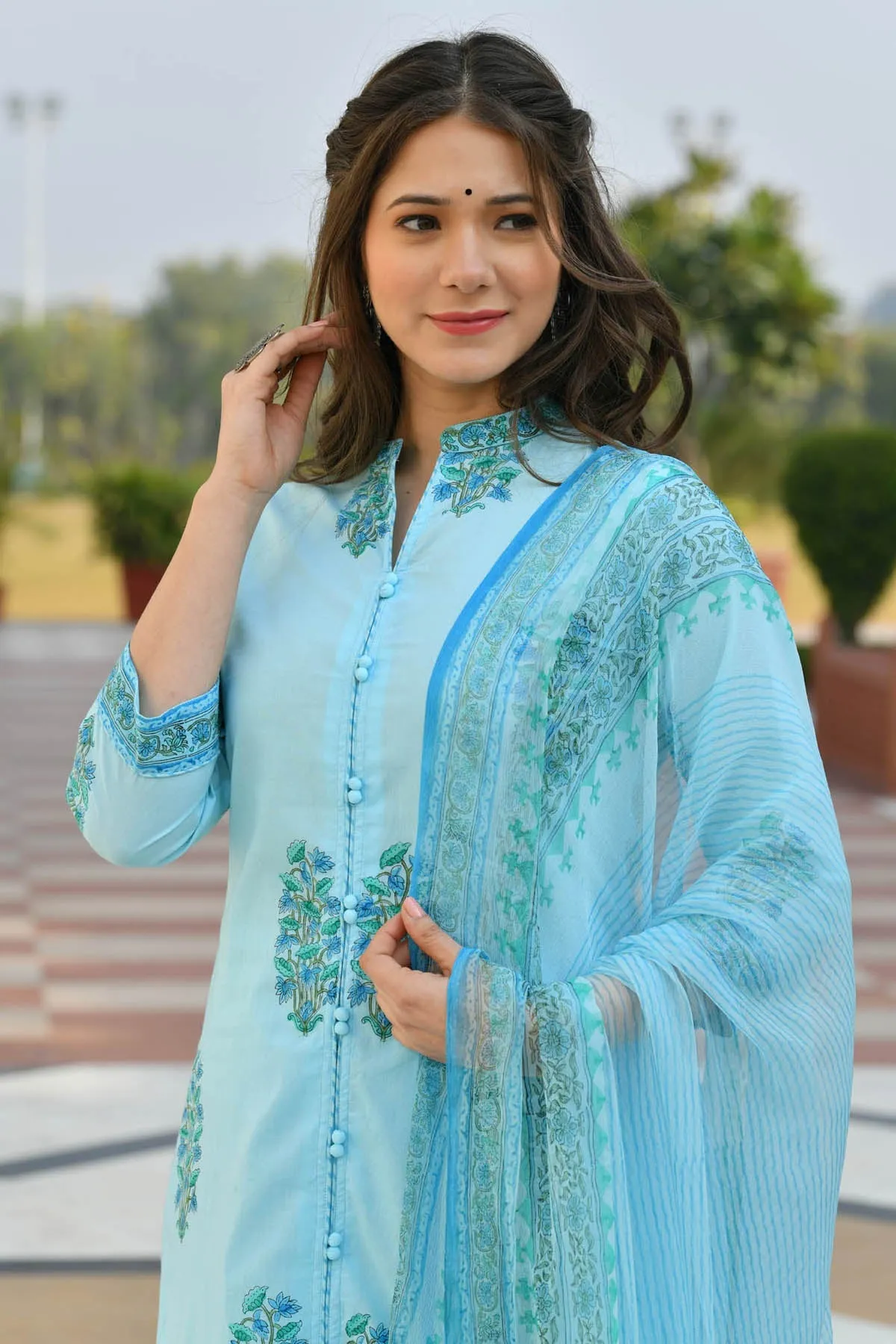 MULMUL EKAJA FLORAL-STRIPPED BLOCK PRINTED KURTA-PANTS & DUPATTA SET