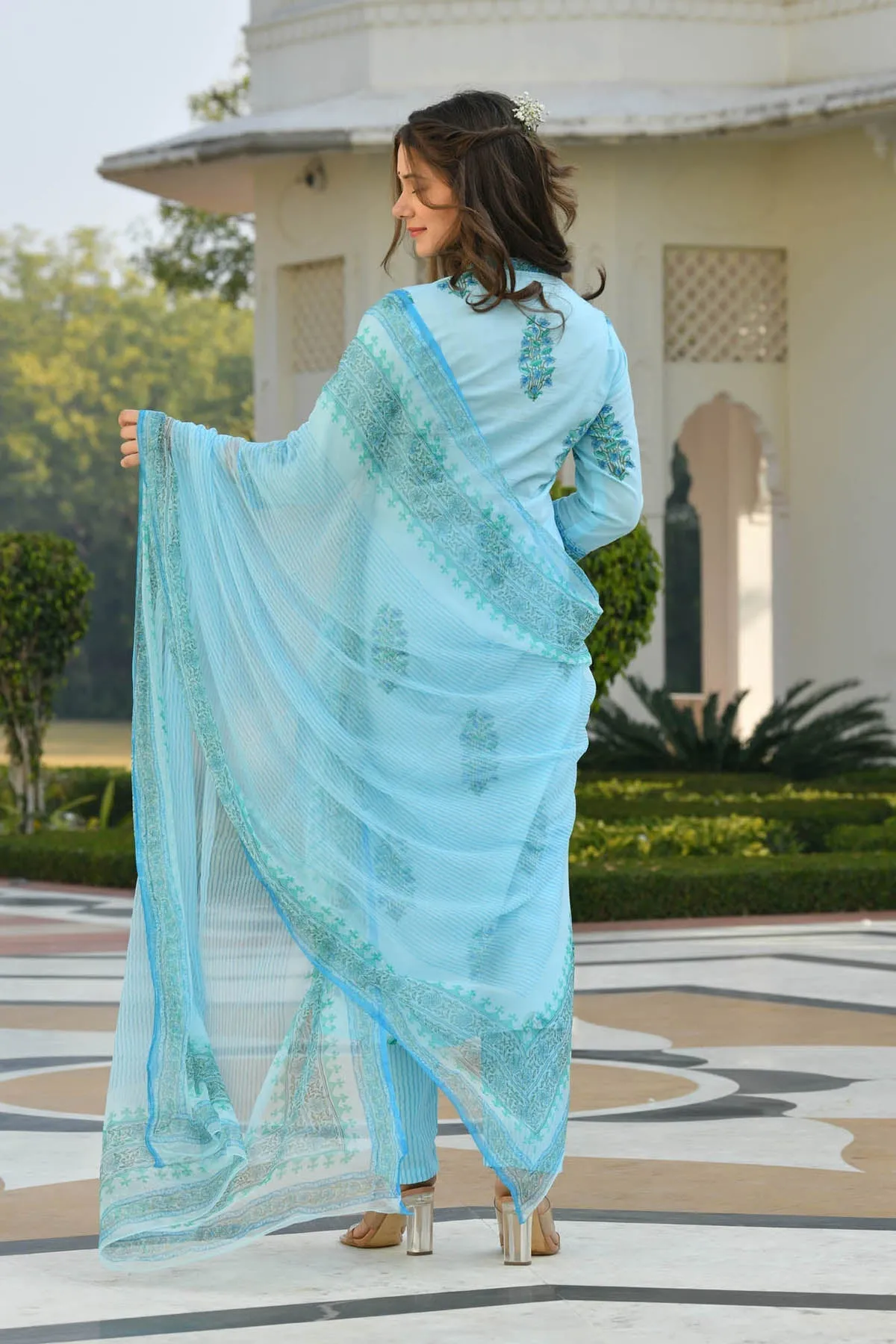 MULMUL EKAJA FLORAL-STRIPPED BLOCK PRINTED KURTA-PANTS & DUPATTA SET